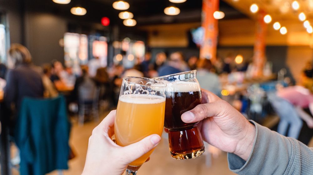 Gizmo Brew Works Beer Cheers