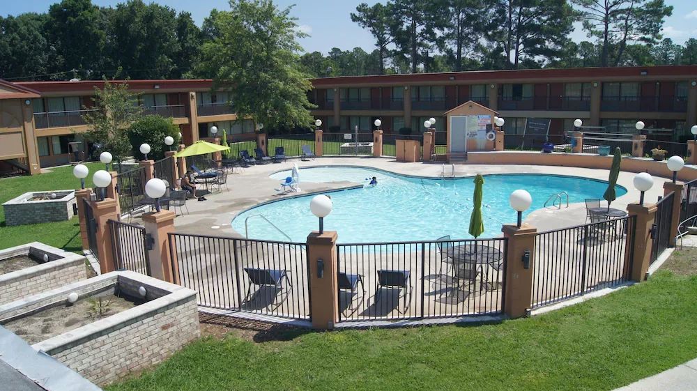 Days Inn by Wyndham Durham/Near Duke University